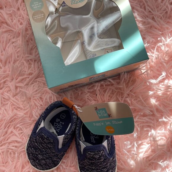 Baby Walking Shoes - Picture 3 of 3